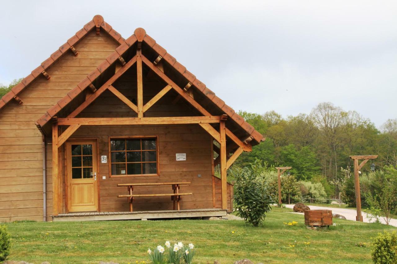 Le Hameau Des Grilles Villa Saint-Fargeau  Exteriör bild